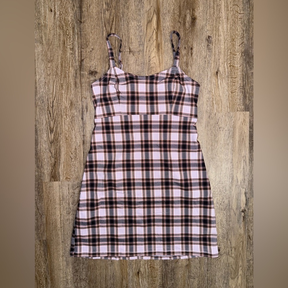Hollister • Plaid Scoop Neck School Girl Stretch Mini Dress